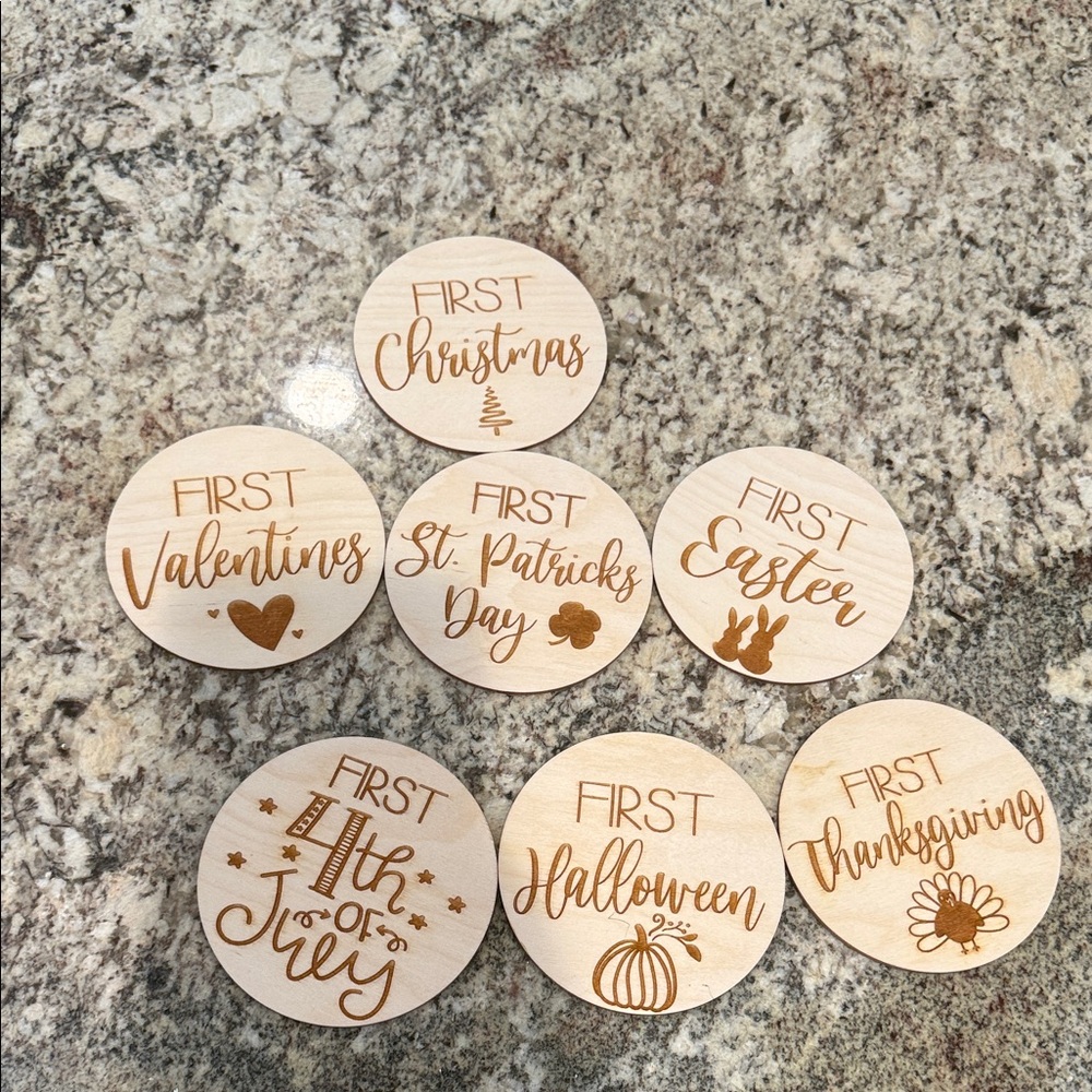 Wooden Baby ‘First’ Milestone Discs - Holiday Set